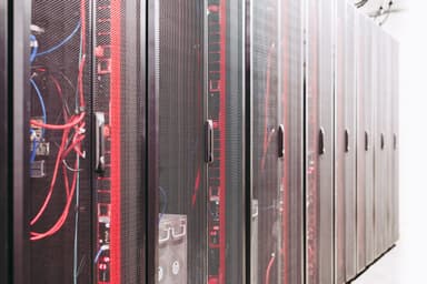 Πυρκαγιά σε data center της Tata στη Δελχί αφήνει πελάτες σε αγώνα ανάκτησης δεδομένων