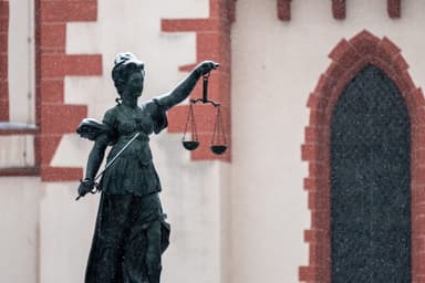 Δίκη Λιγνάδη: το Εφετείο απορρίπτει την ψυχιατρική εξέταση των καταγγελλόντων — παρά τη θετική εισήγηση της εισαγγελέως