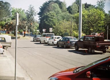 Επιχείρηση της ΕΛ.ΑΣ. σε Αττική και Αθήνα κατά κυκλώματος κλοπής οχημάτων — 13 συλλήψεις, έρευνα σε εξέλιξη