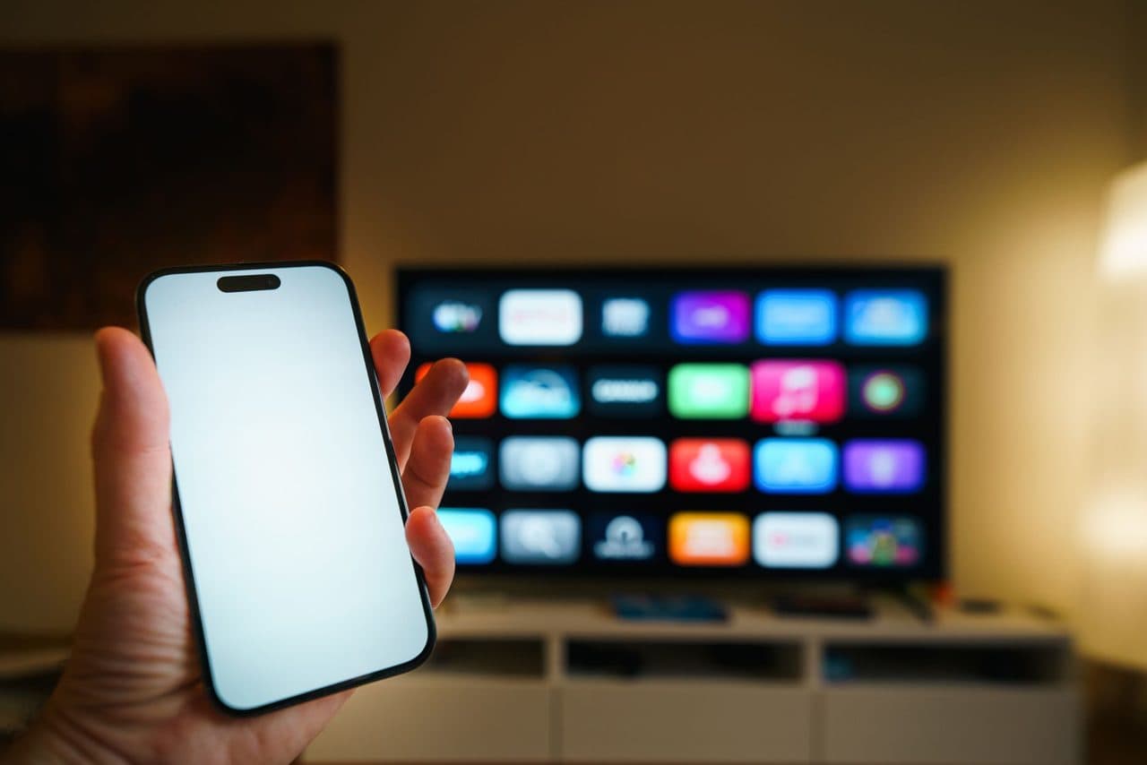 Υπηρεσίες streaming σε τηλεόραση. (αρχείο) — φωτογραφία αρχείου · Jakub Zerdzicki / Pexels License, μέσω Pexels