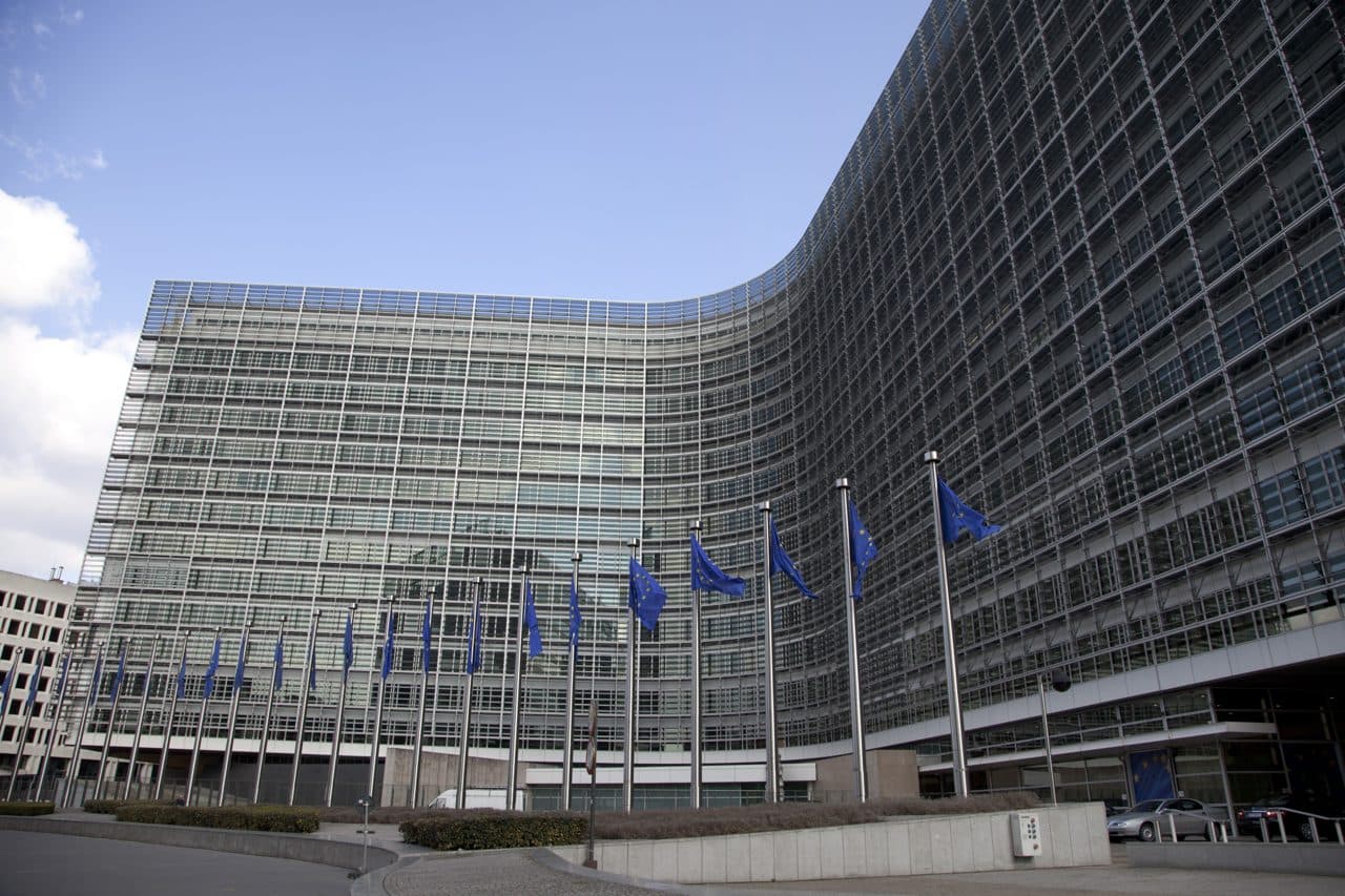 Ευρωπαϊκή Επιτροπή — φωτογραφία αρχείου · Cancillería Ecuador / CC BY-SA 2.0, μέσω Wikimedia Commons