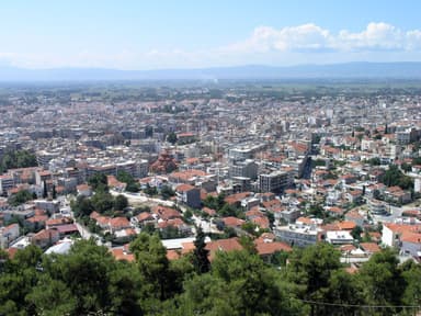 Κύμα τηλεφωνικών απατών σε ηλικιωμένους σαρώνει τη Βόρεια Ελλάδα: «ψεύτικοι» εφοριακοί και λογιστές αρπάζουν μετρητά και κοσμήματα
