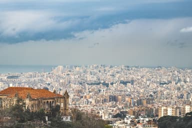 Νέα ισραηλινά πλήγματα στη Βηρυτό απειλούν να εκτροχιάσουν τη συμφωνία ΗΠΑ–Ιράν, προειδοποιεί η Τεχεράνη