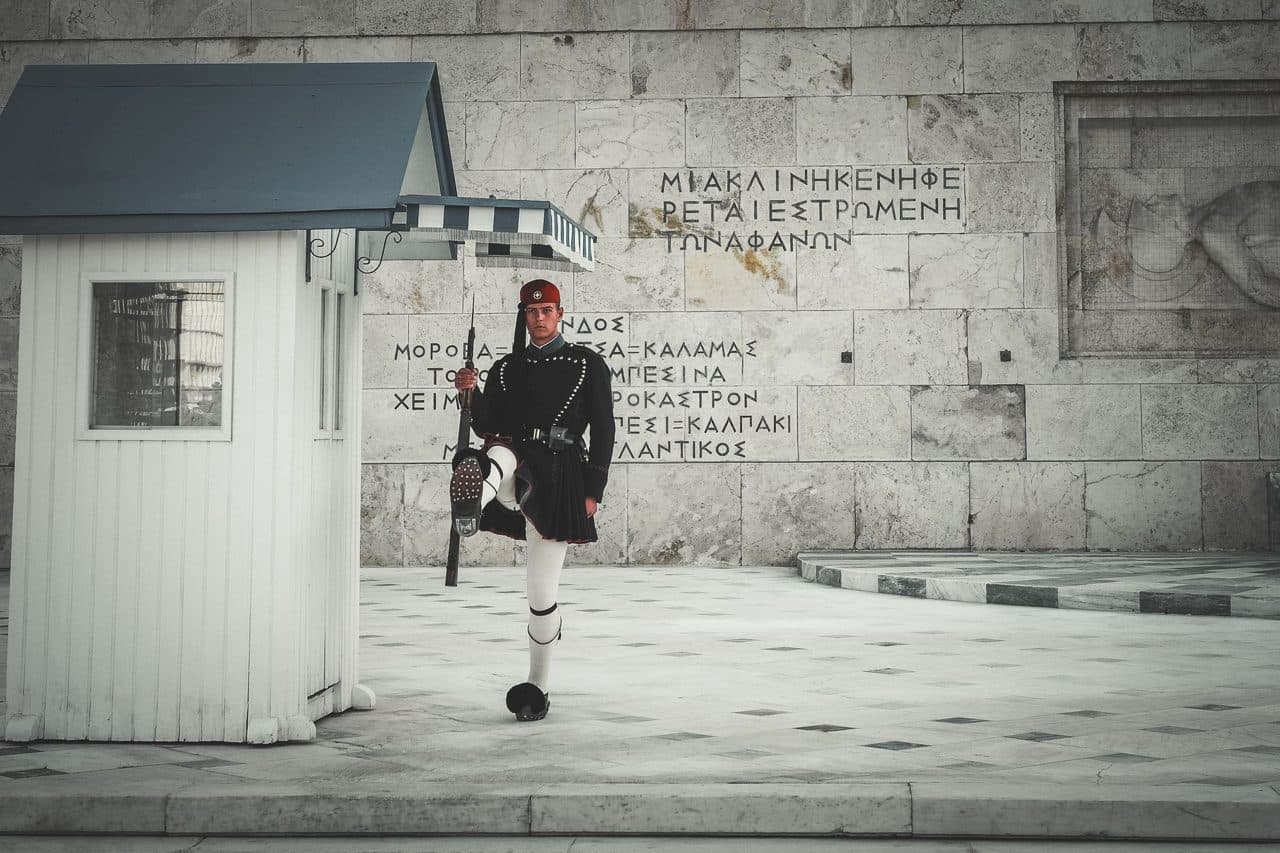 Στρατιωτική τελετή του Ελληνικού Στρατού. (αρχείο) — φωτογραφία αρχείου · Peter Holmboe / Pexels License, μέσω Pexels