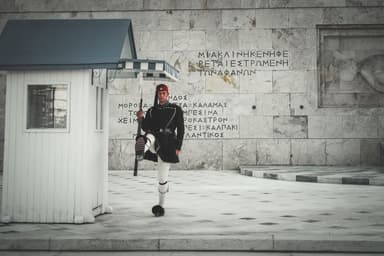 Αξιωματικός φέρεται να ορκίστηκε «στους θεούς του Ολύμπου» — έρευνα του ΓΕΣ για τη χρήση της στολής