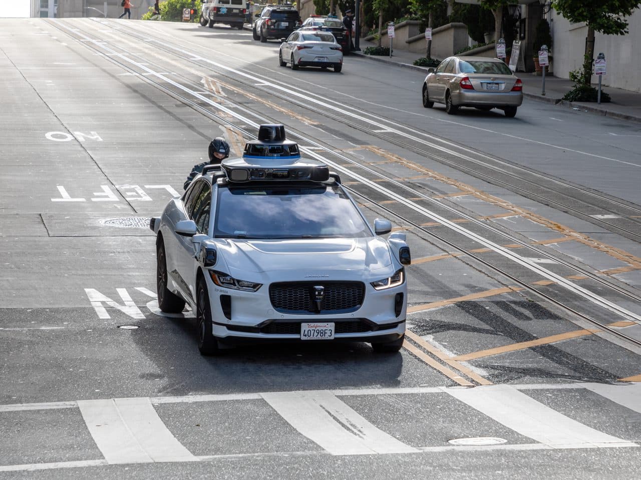 Waymo — φωτογραφία αρχείου · Dietmar Rabich / CC BY-SA 4.0, μέσω Wikimedia Commons